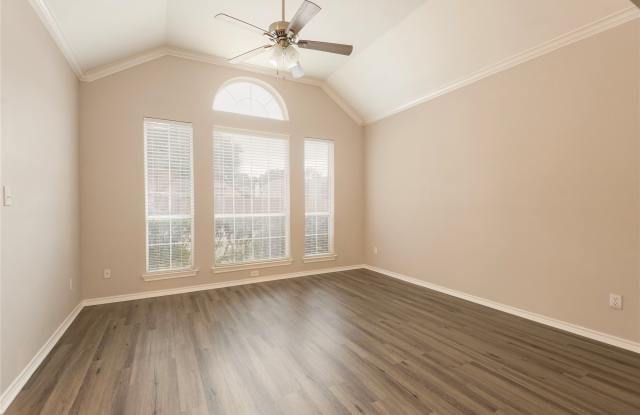 7829 Case Drive Gallery 4