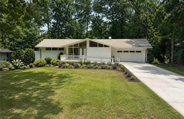 1714 S Johnson Ferry Road NE photos photos