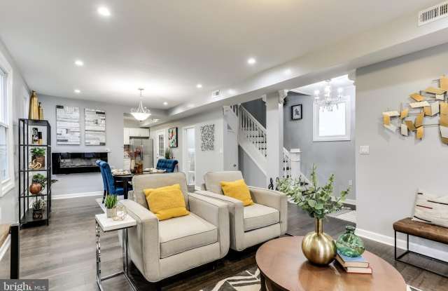 519 ROSSITER AVENUE Gallery 3