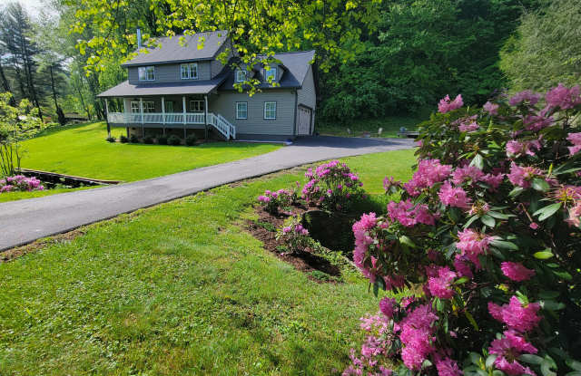 144 Golf Course Rd photos photos