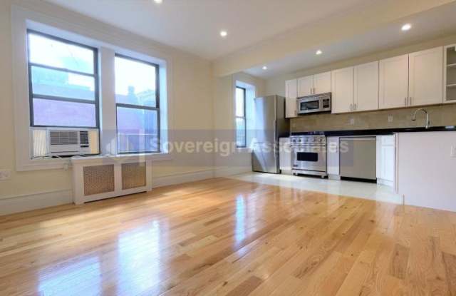 289 Convent Avenue - 289 Convent Avenue, New York City, NY 10031
