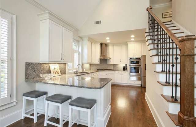 6900 Brookside Drive Gallery 3