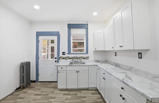 Spacious 6BR House in Scranton Gallery 4