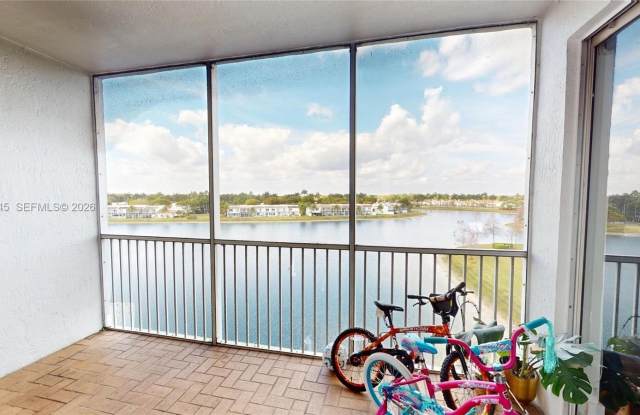 10730 NW 66th St photos photos