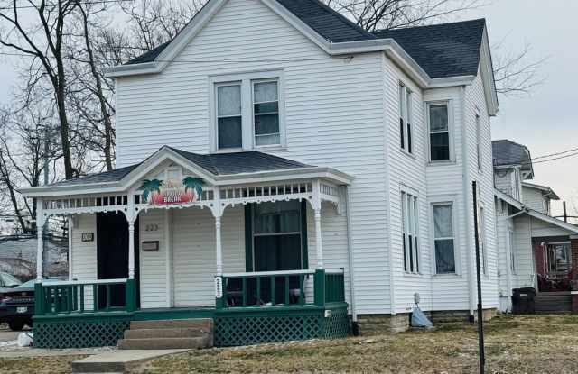 223 S. College Ave. photos photos