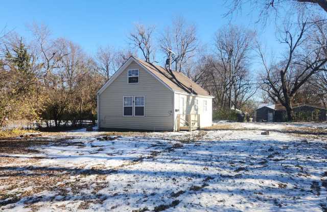 Just remodeled, nice 1BR single family home! Great value. photos photos