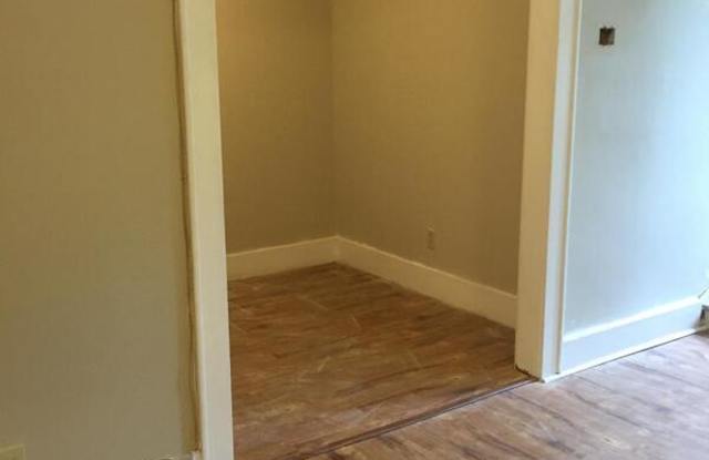 1107 East Genesee Street - B Gallery 4
