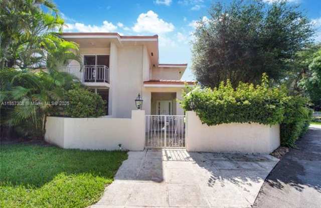 4117 Alhambra Cir #0 CORAL GABLES, FL 33146 photos photos