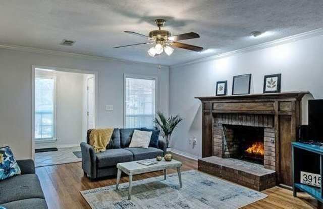 317 Peach Orchard Drive Gallery 3