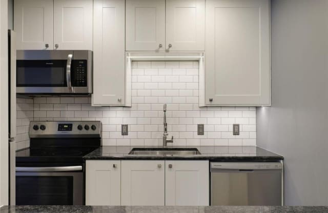 35 Nathan Lane N - 35 Nathan Lane North, Plymouth, MN 55441