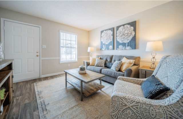 Willow Creek Apartments Gallery 3