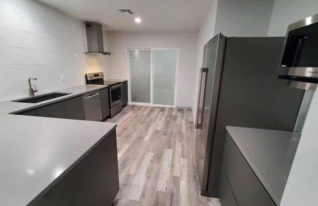410 Hummingbird Dr Gallery 4