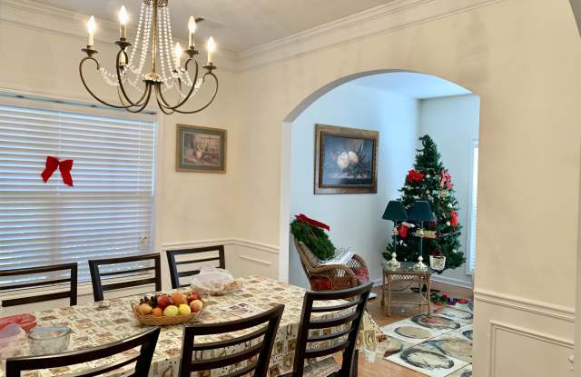 975 Landover Crossing Gallery 3