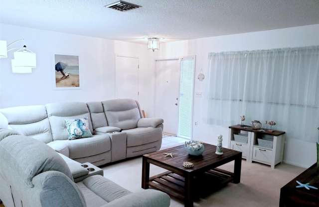 2203 43RD Street W Gallery 4