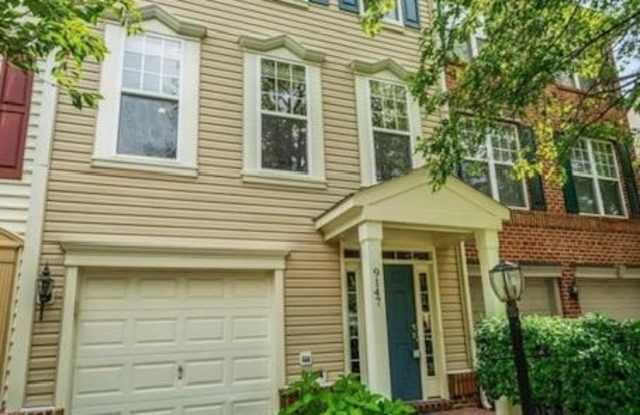 9147 CASCADE FALLS Drive Gallery 1