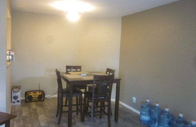 1095 S Sundance Drive Gallery 3