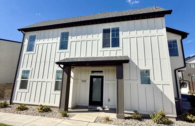 1125 North Clifton Drive Gallery 3