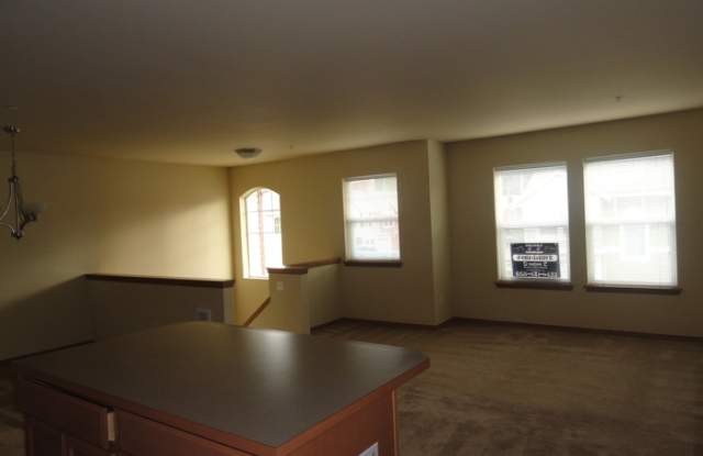 10511 140th Street Court East Gallery 3