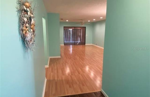 1062 MEDINAH DRIVE Gallery 4