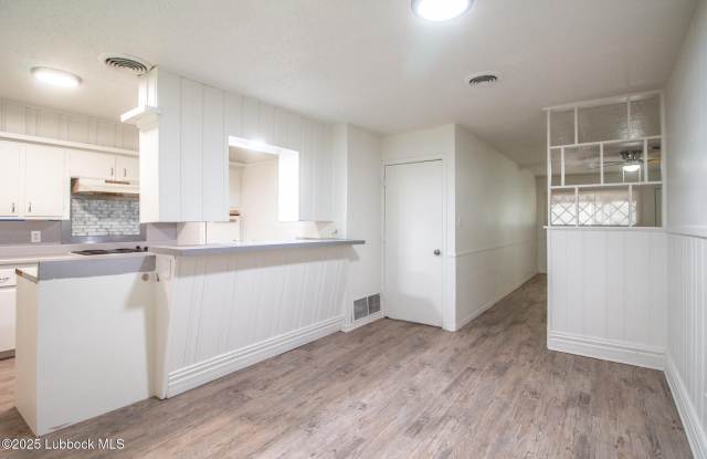 4503 39th Street photos photos