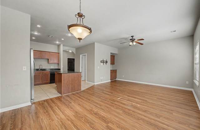 3229 W Montrail Place Gallery 4