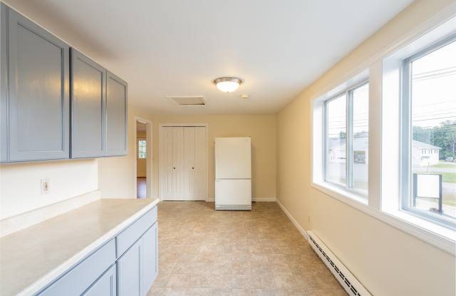 4 Smoke Street photos photos