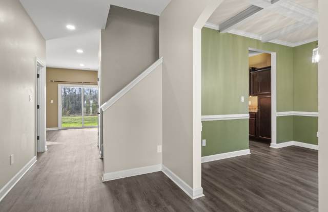 129 Cedar Ridge Drive Gallery 2