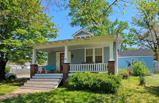 3BR/1.5 BA Single-Story Home - Large Yard - Great Location photos photos