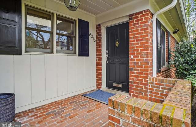 5215 BROOKEWAY DRIVE Gallery 4