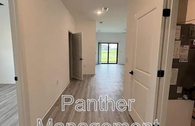 5042-5044 Bristo Street - 5044 photos photos