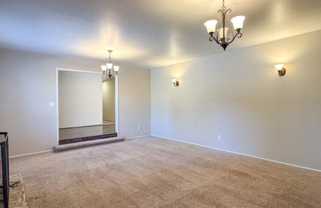 Spacious Single-Story Saratoga Home on a Private Acre Lot Gallery 4