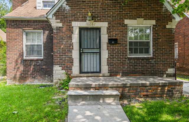 11262 Courville St Gallery 2