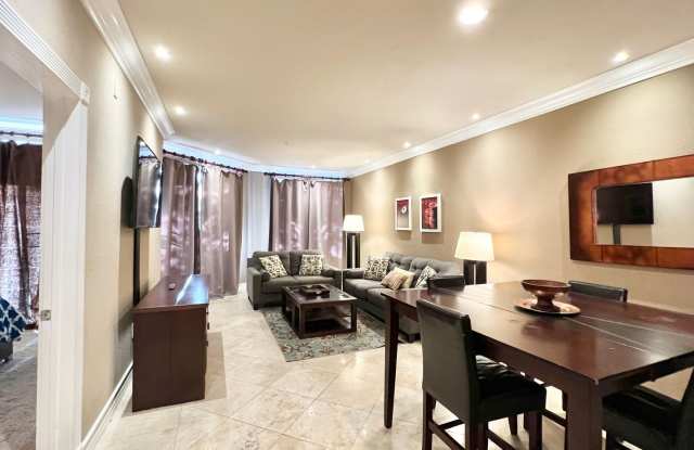 Meridian 1 Bed | 1 Bath Meridian Fully Furnished Luxury Condo with Strip View. photos photos
