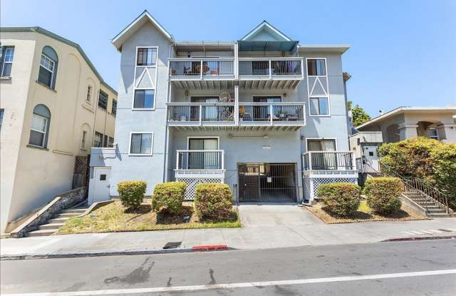 2401 Park Blvd #6 - 2+ bedroom | 1.5 bath photos photos