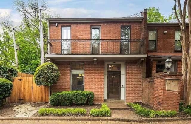 1707 Belvedere Court photos photos