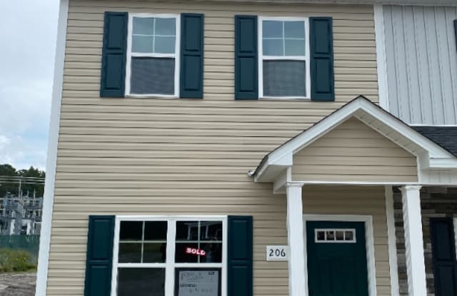 202 Alexa Pl - 202 Alexa Pl, Jacksonville, NC 28546