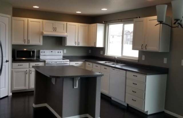 4204 Paddock Drive Gallery 2