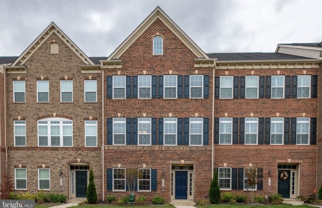 7099 DARBEY KNOLL DRIVE - 7099 Darbey Knoll Dr, Gainesville, VA 20155
