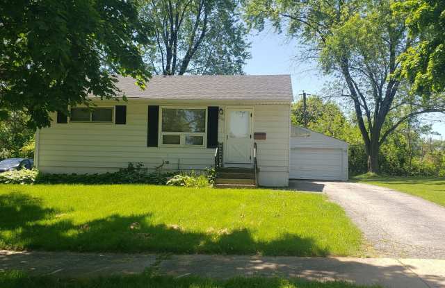 2701 Iroquois Road - 2701 Iroquois Road, Waukegan, IL 60087