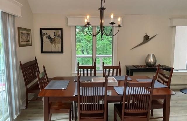 4 Bay Tree Lane Gallery 4