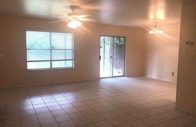 7831 Galaway Bay Gallery 3