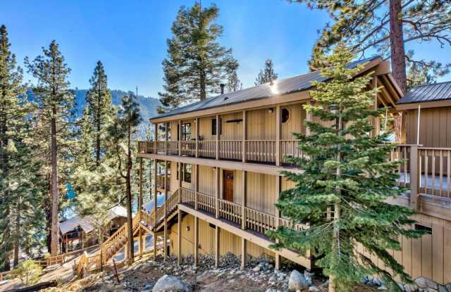 The Donner Lake Overlook Gallery 1