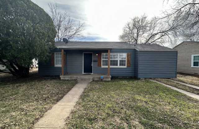 2513 29th Street photos photos