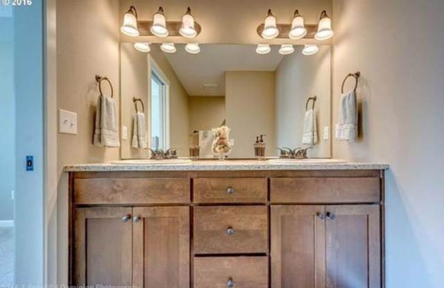 Luxury Townhome in Ridgefield photos photos