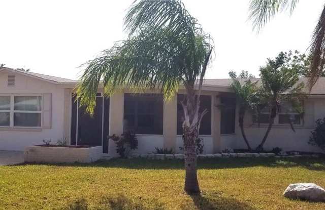 3538 GARFIELD DRIVE photos photos