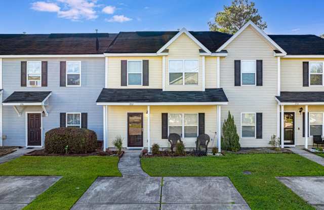 2 Bedroom, 2.5 Bathroom Townhome in Landings at Montague - Goose Creek photos photos