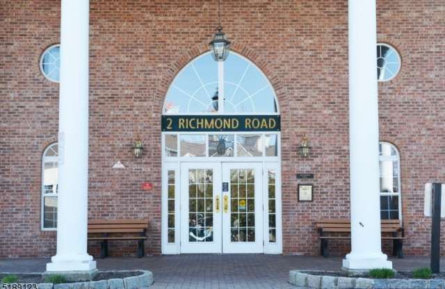 2 Richmond Roadsuite110 photos photos