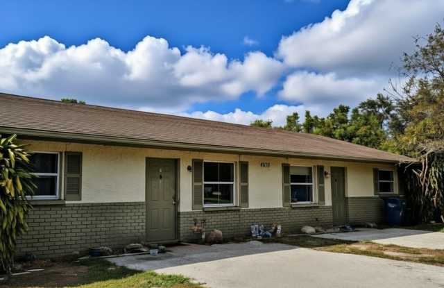 4520 68TH STREET W - 4520 68th Street West, Manatee County, FL 34210