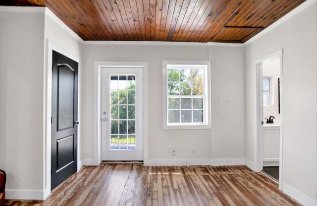 4 Bedroom Historic Residential Unit Near Downtown Pensacola photos photos 4 Bedroom Historic Residential Unit Near Downtown Pensacola photos photos