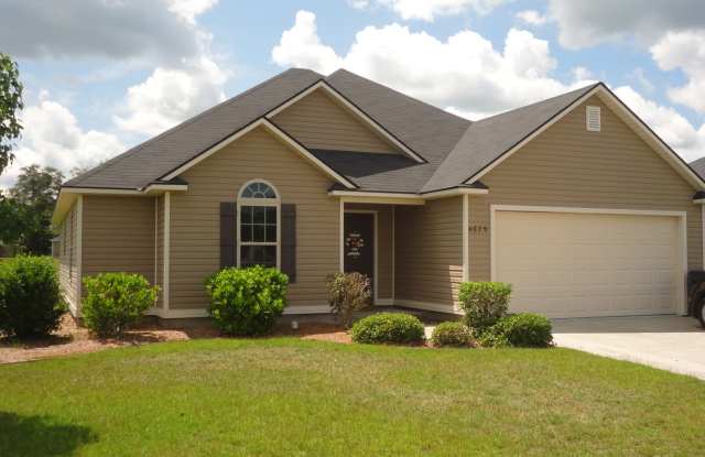 Charming 3-Bedroom Home with Modern Amenities in Valdosta's Miller Farms Subdivision - 4675 Custer Drive, Lowndes County, GA 31605